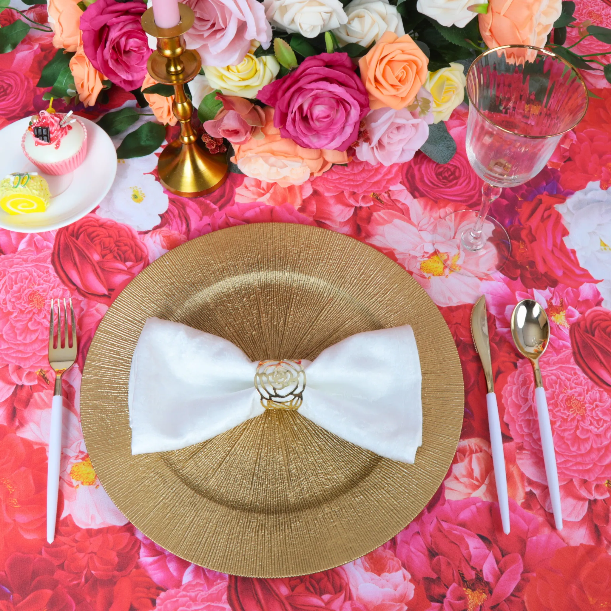 Floral Peony Roses 120" Round Tablecloth - Fuchsia